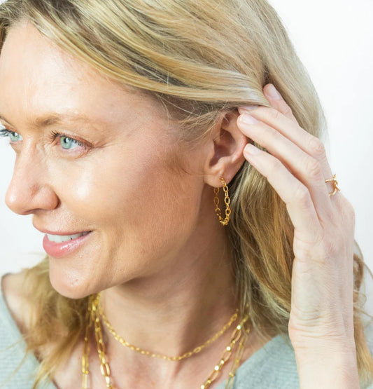 Delicate Chain Link Hoop