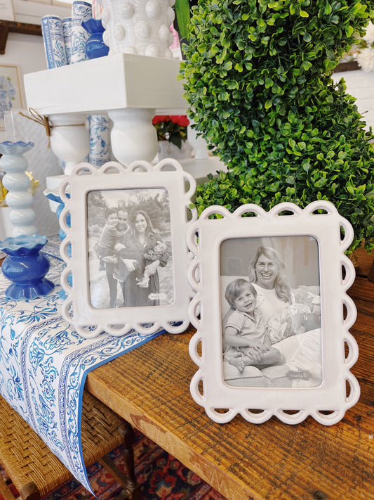 Ceramic Scalloped Frame